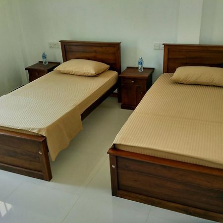 Sounds Of Nature Mini Hotel Mirissa Chambre photo