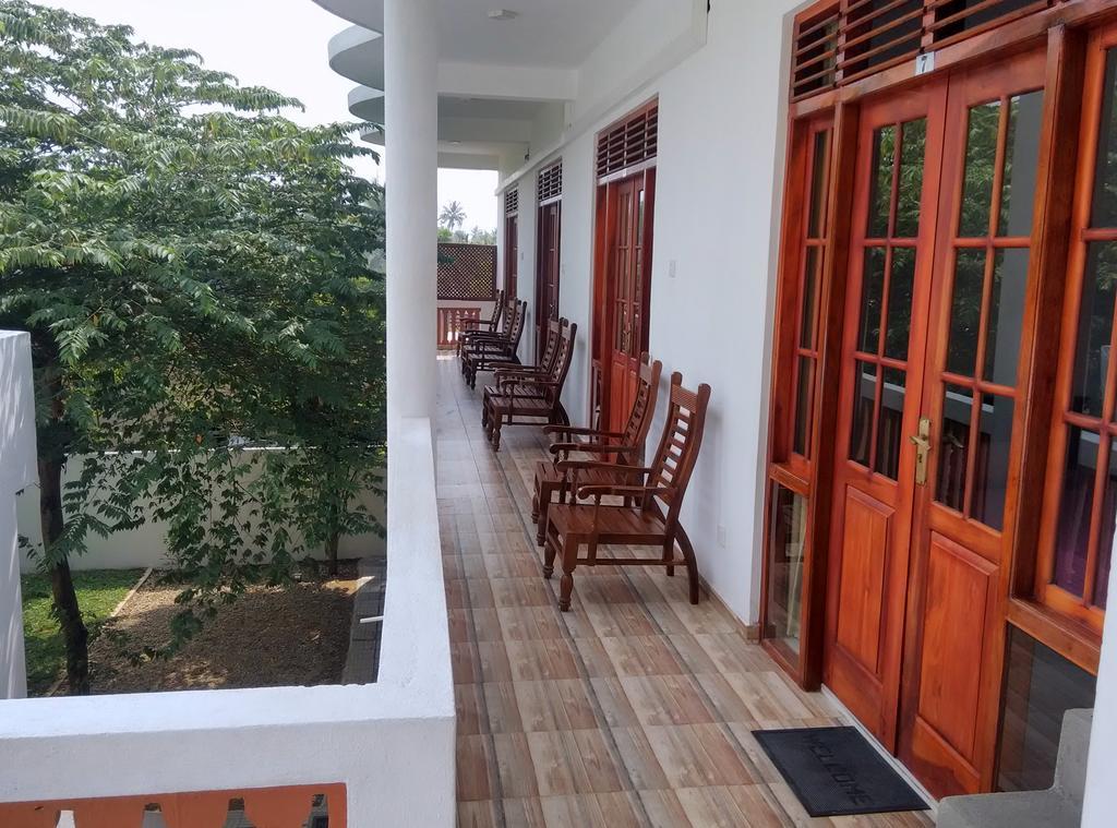 Sounds Of Nature Mini Hotel Mirissa Extérieur photo