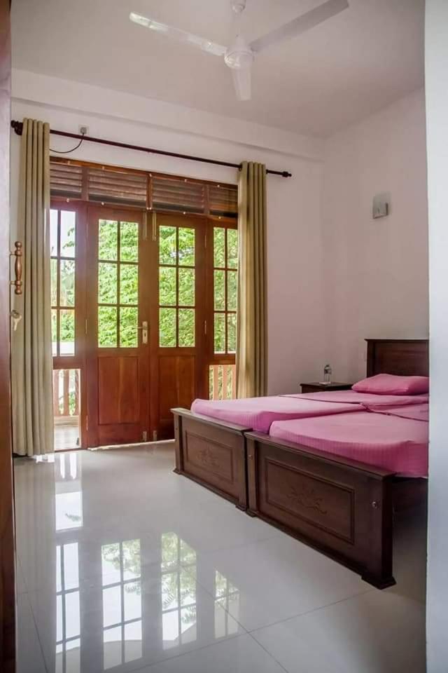 Sounds Of Nature Mini Hotel Mirissa Extérieur photo